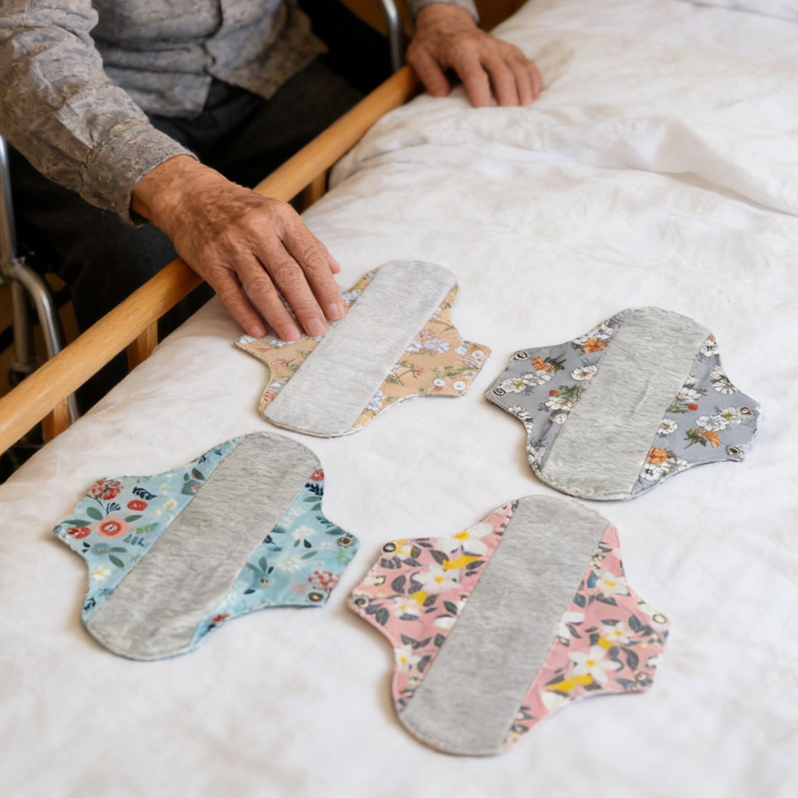Cloth Pad Reusable - サニタリーパッド 4枚入り 再利用可能 漏れ防止 サニタリーパッド 生理用布ナプキン